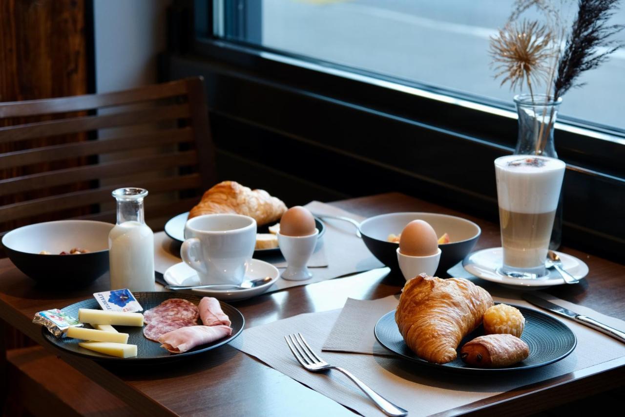 Hotel Oasis Moutier Zewnętrze zdjęcie