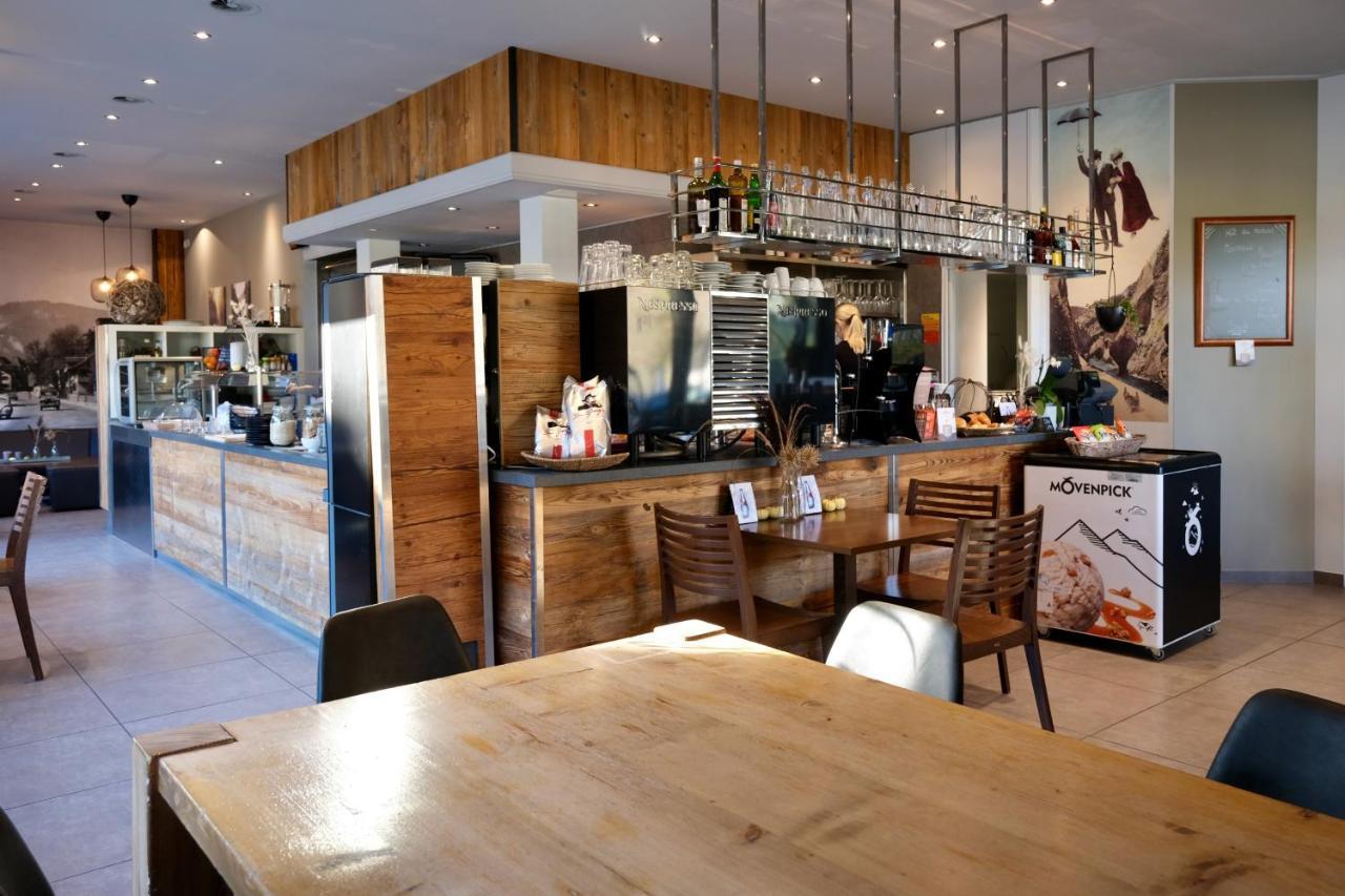 Hotel Oasis Moutier Zewnętrze zdjęcie